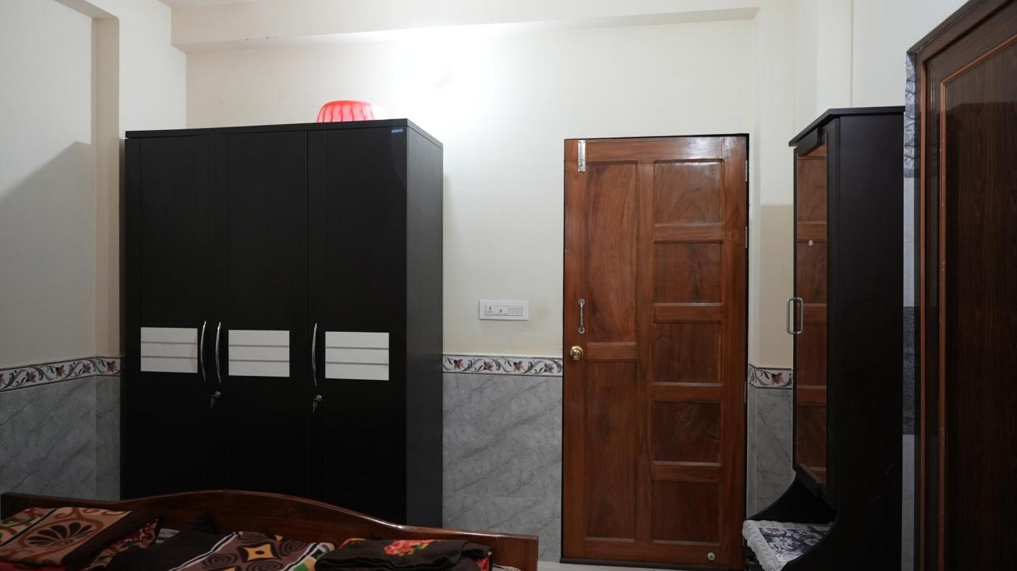 Prakash Apartment Mayapur