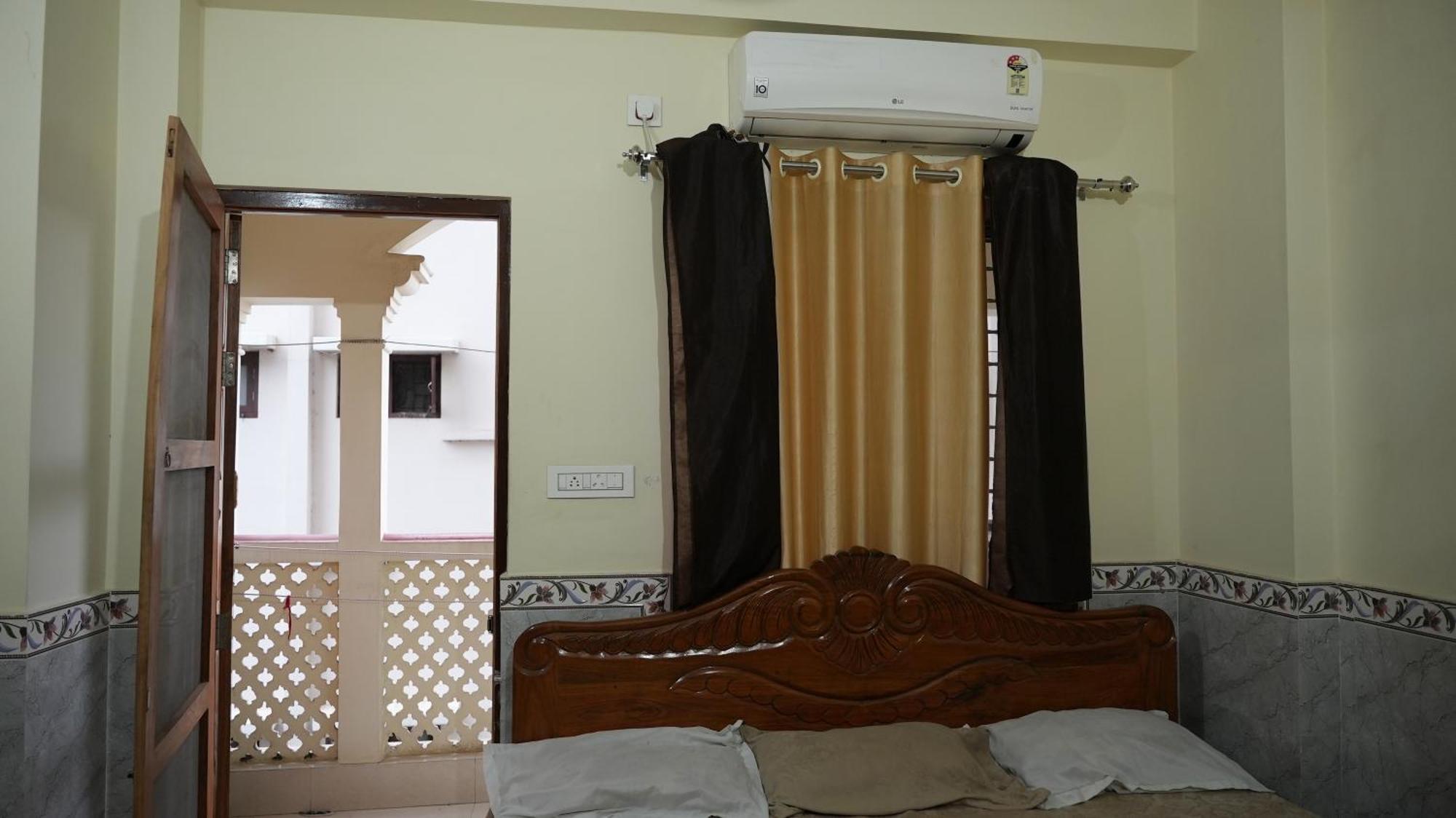 Prakash Apartment Mayapur
