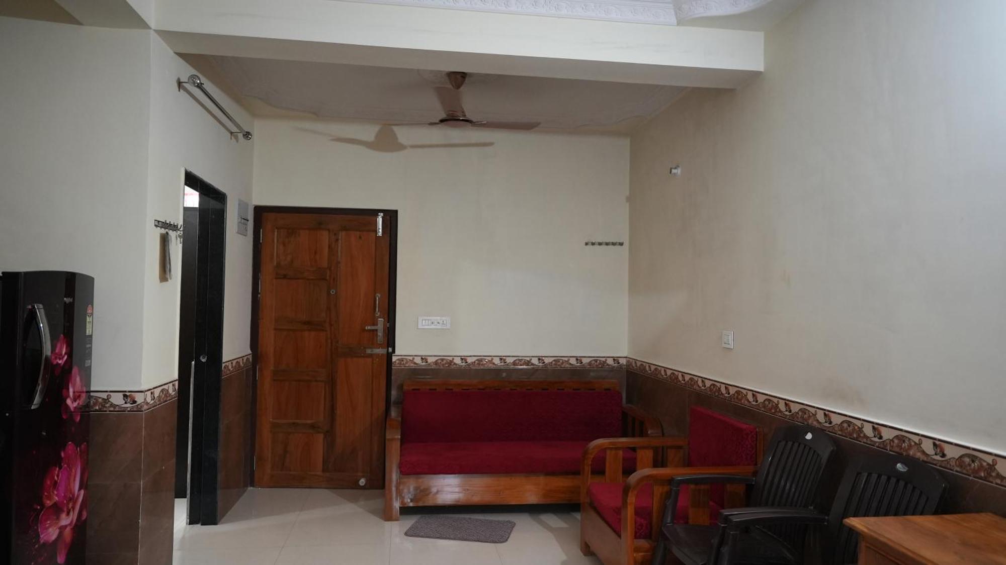 Prakash Apartment Mayapur